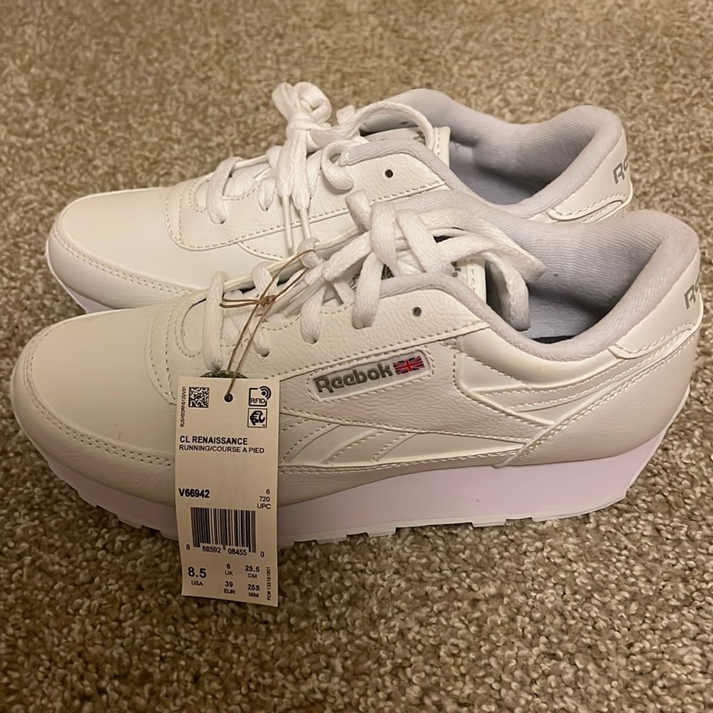 Reebok Women’s Classic leather sneaker